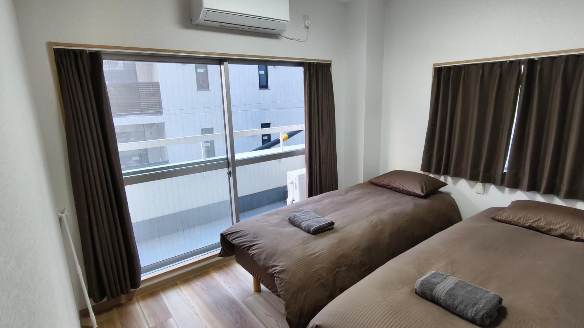 Apartment Issyuku Kotobuki Sanchome *