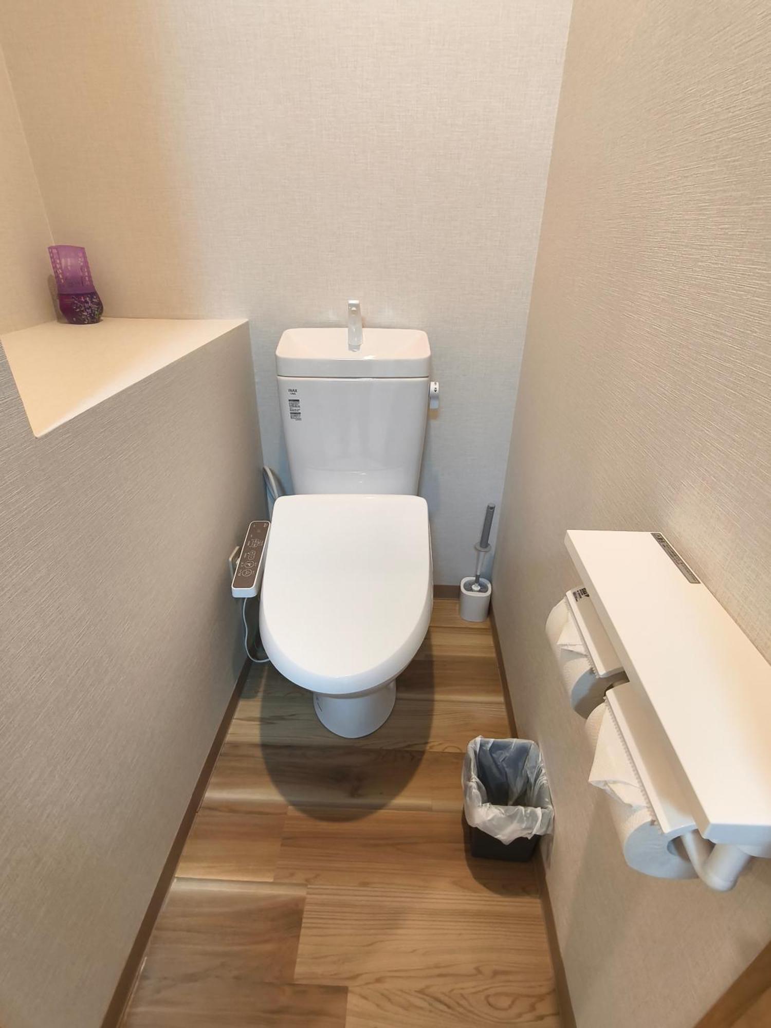 Issyuku Kotobuki Sanchome * Tokyo
