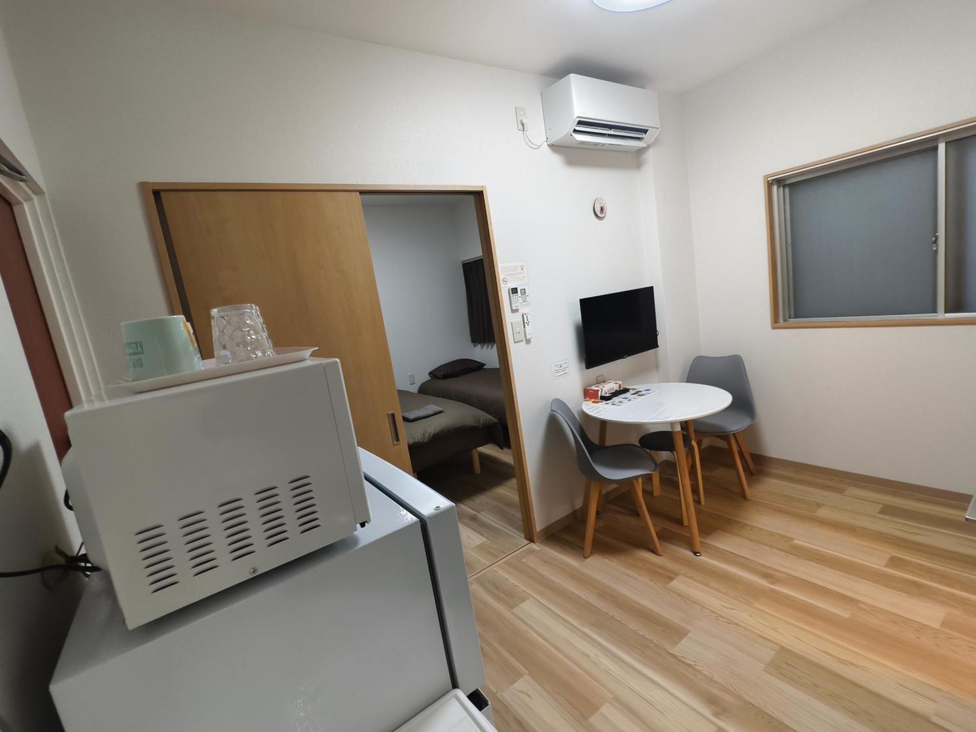 Apartment Issyuku Kotobuki Sanchome